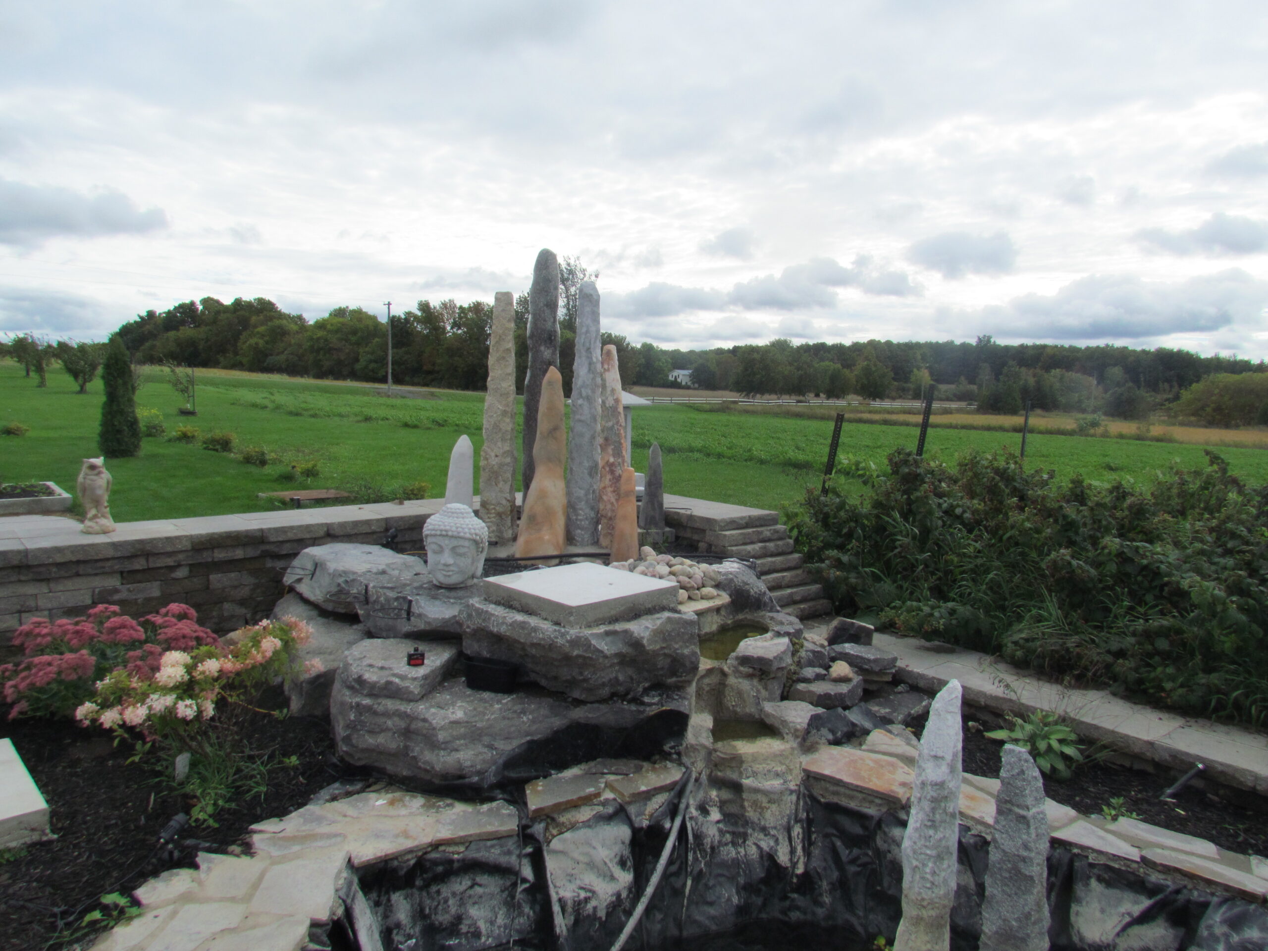 Polished and Nature Monoliths
